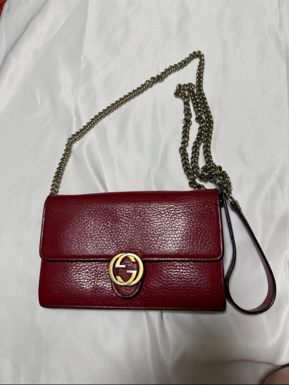 Gucci Burgundy Leather Chain Shoulder Bag with Gold Logo